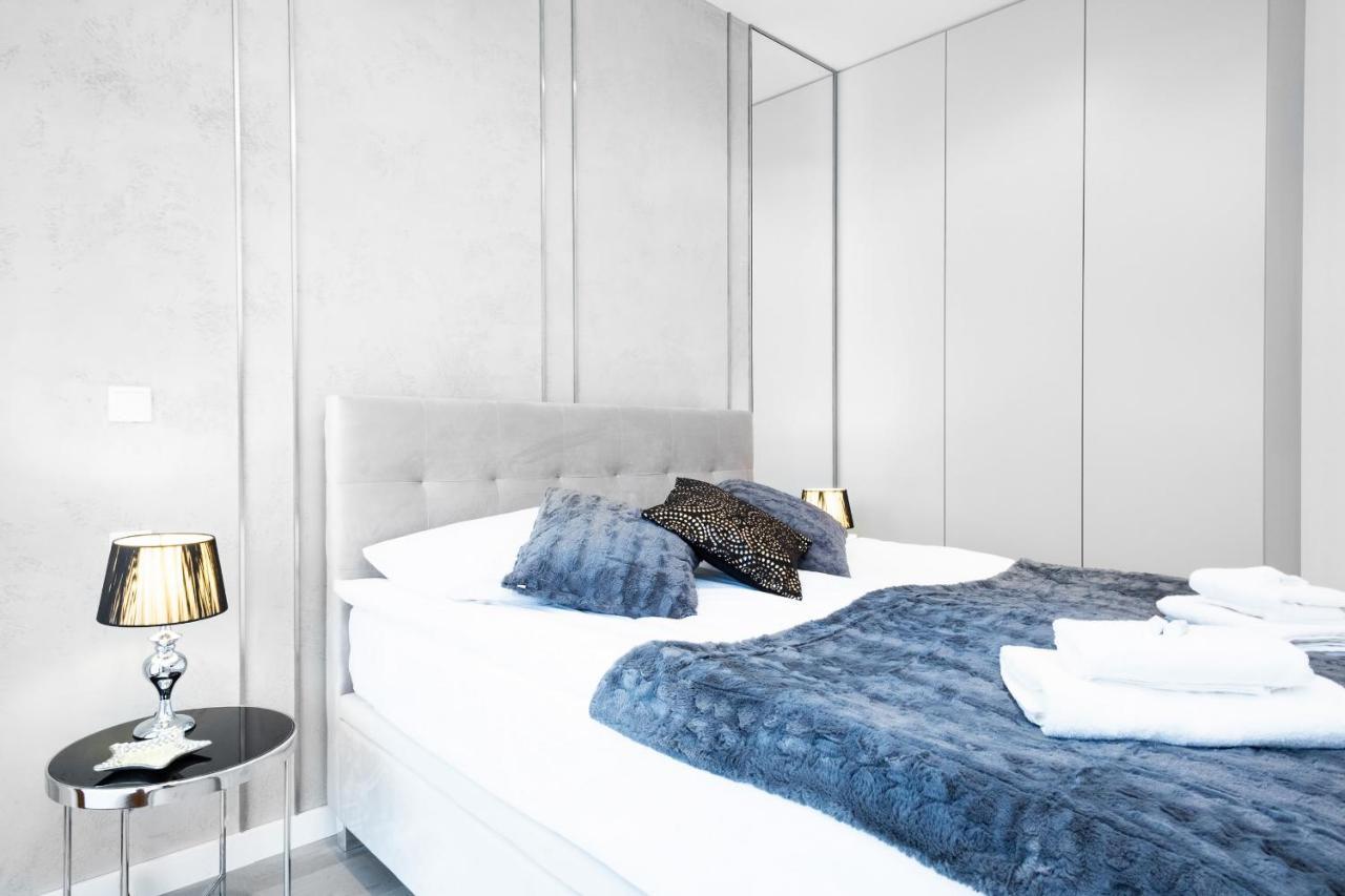 Apartments Warsaw Szamocka By Renters Prestige Екстериор снимка